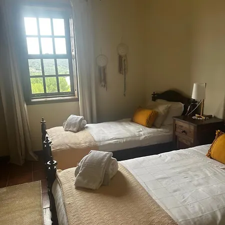 Quinta Do Pomarinho Farm stay *