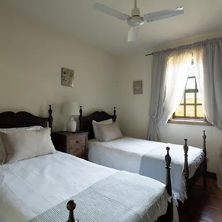 Quinta Do Pomarinho - By Rowdhouses